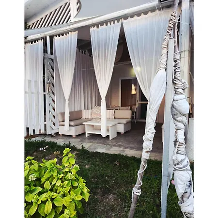 Alos 2 Holiday home
