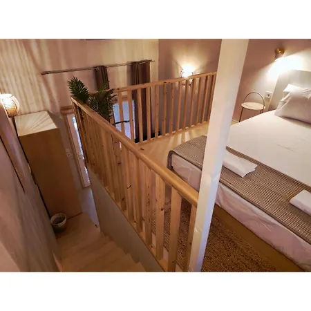 Alos 2 Hébergement de vacances *