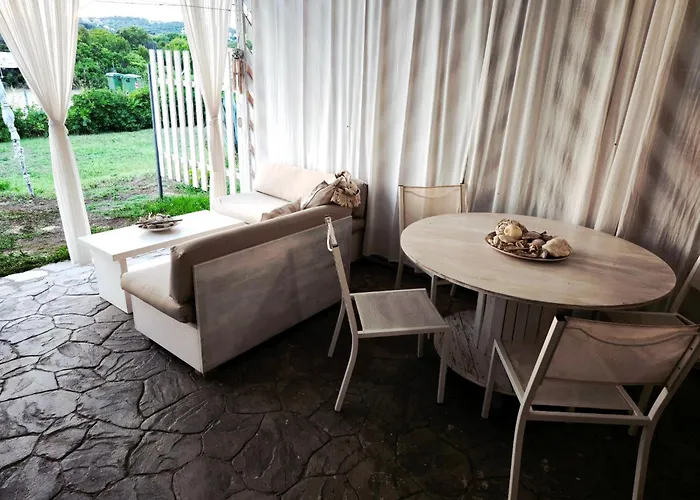 Alos 2 Hébergement de vacances Amoliani