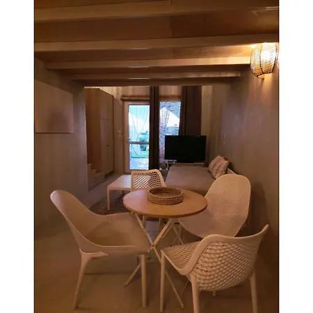 Alos 2 Ferienhaus *